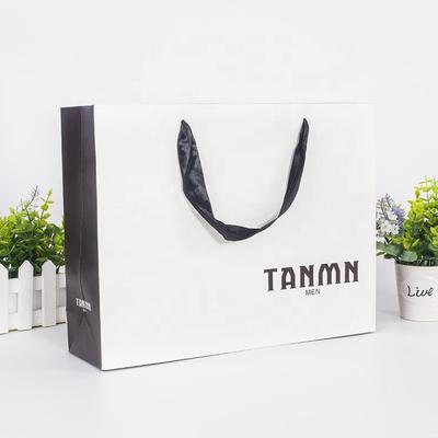 Custom Logo Printed Recycable White Cardboard Paper Bag Wholesale